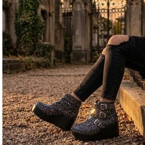 NWT! "Lucky Step" Womens Glitter Platform Boots Heart Buckle Vegan Blk Multi 7.5